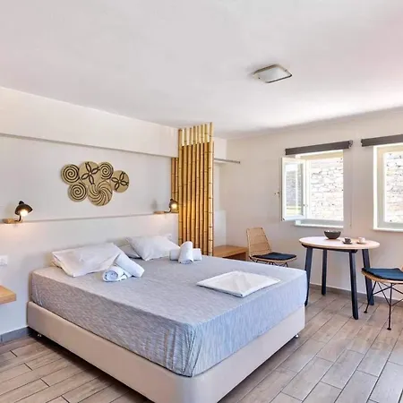 Eri Guest house Kini